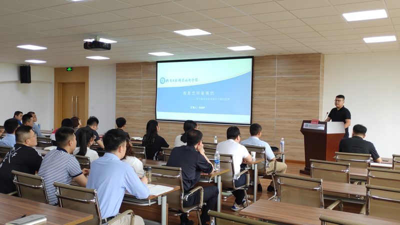 根据我国相关规定，自考本科申请学位证的时间限制如下：